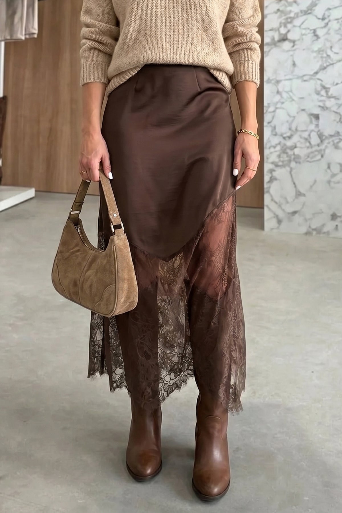 Falda Larga con Detalle de Encaje | Estilo Casual Elegante