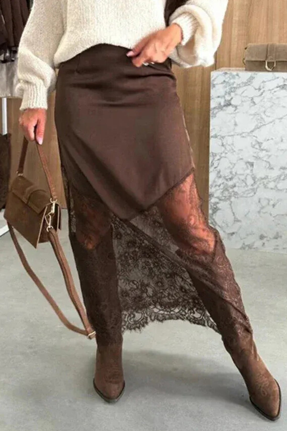 Falda Larga con Detalle de Encaje | Estilo Casual Elegante